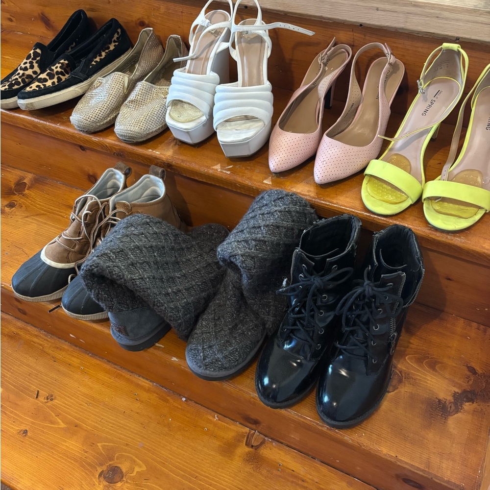 Lot of shoes -MK, UGG, SOREL - 7.5